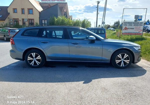 Volvo V60 cena 58000 przebieg: 213000, rok produkcji 2019 z Gryfino małe 232